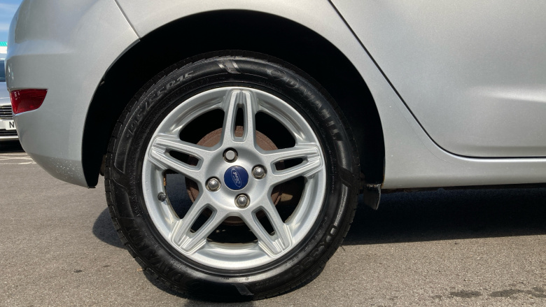 Ford Fiesta 1.0 Zetec 5dr Petrol Hatchback
